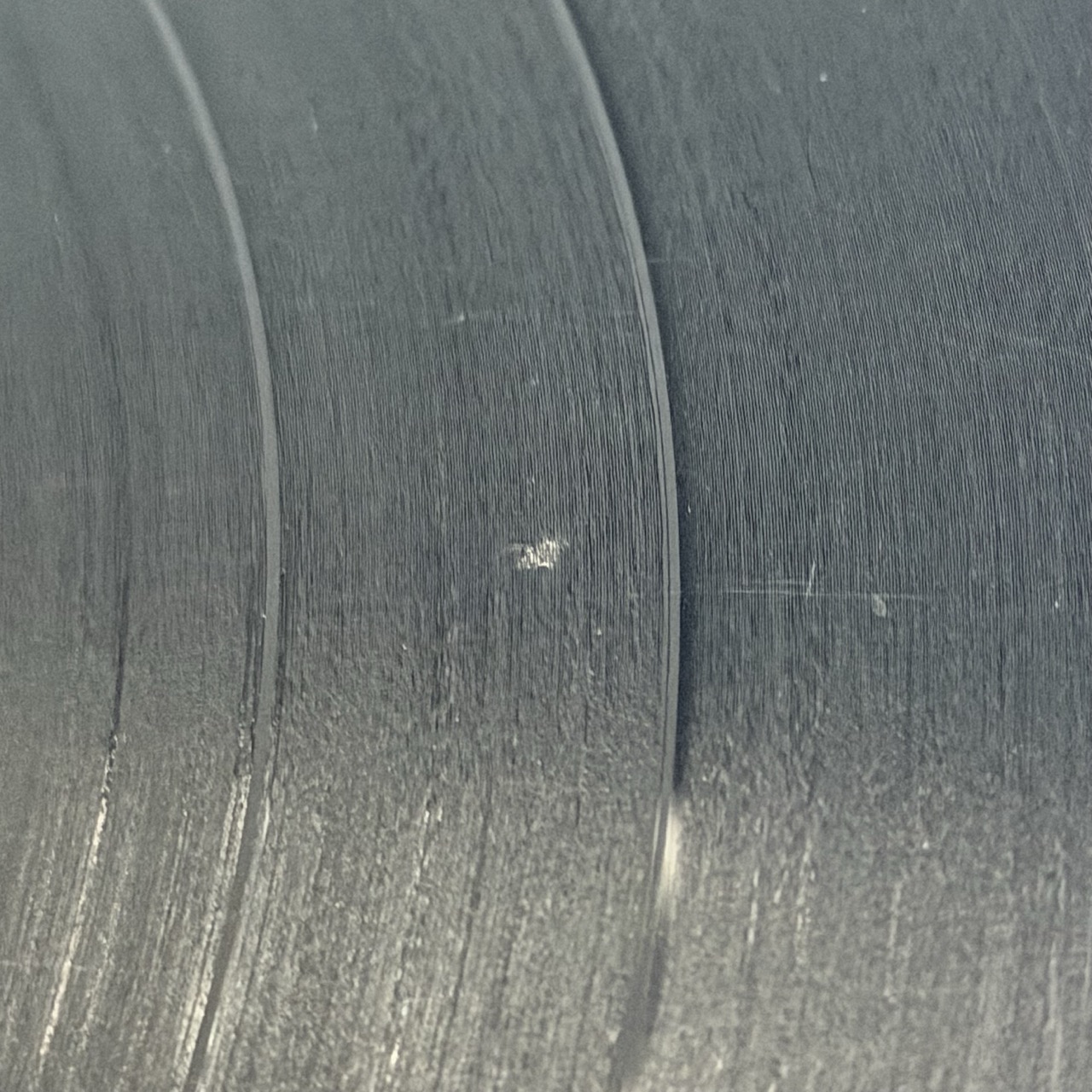 Scuff, photo 1 of 1